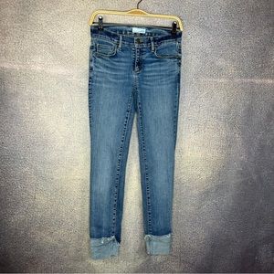 ANN TAYLOR LOFT CUFFED JEANS SIZE 26/2